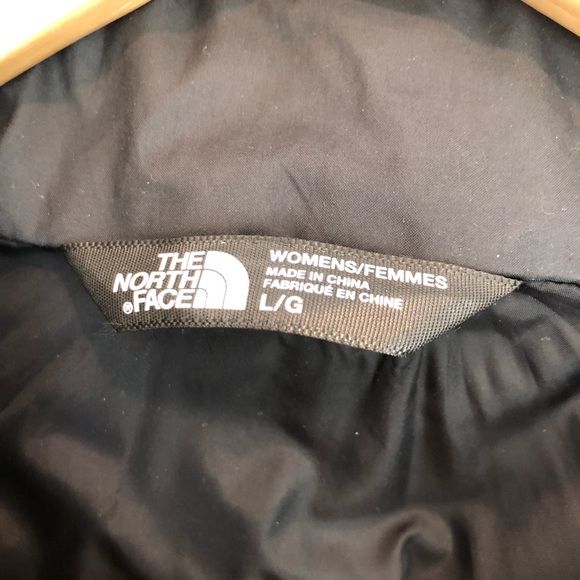 The North Face Quilted Zip-Up Coat- Large - Picture 10 of 16